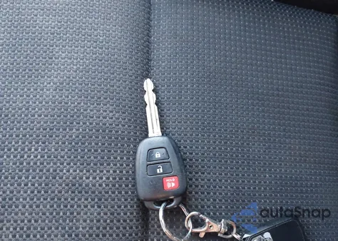 2017 Toyota Rav4 Xle from USA, damaged, VIN 2T3RFREV6HW549403